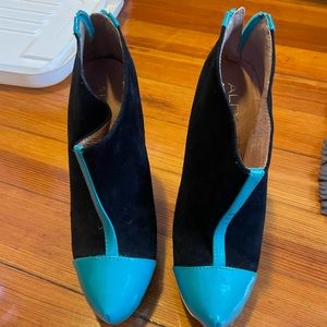 Aldo size 6 bootie heels, barely worn